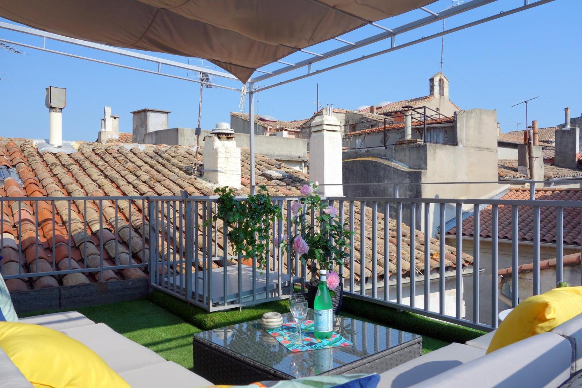 Arles Holiday - La Terrasse Buitenkant foto
